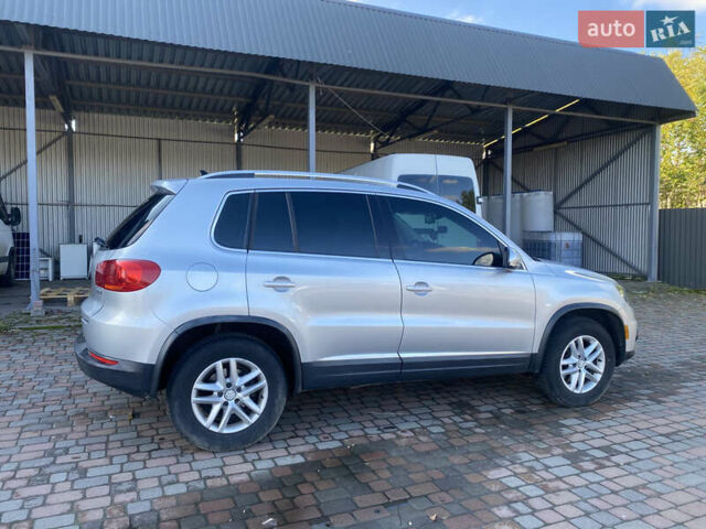 Серый Фольксваген Тигуан, объемом двигателя 1.98 л и пробегом 265 тыс. км за 11900 $, фото 6 на Automoto.ua