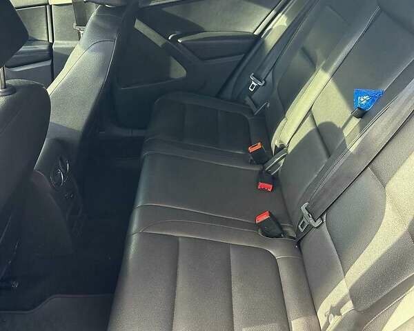 Серый Фольксваген Тигуан, объемом двигателя 1.98 л и пробегом 235 тыс. км за 10500 $, фото 7 на Automoto.ua