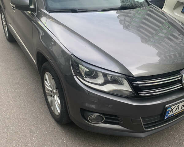 Серый Фольксваген Тигуан, объемом двигателя 1.98 л и пробегом 250 тыс. км за 11750 $, фото 6 на Automoto.ua