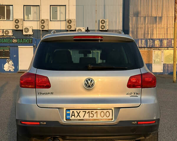 Сірий Фольксваген Тігуан, об'ємом двигуна 1.98 л та пробігом 167 тис. км за 13700 $, фото 3 на Automoto.ua
