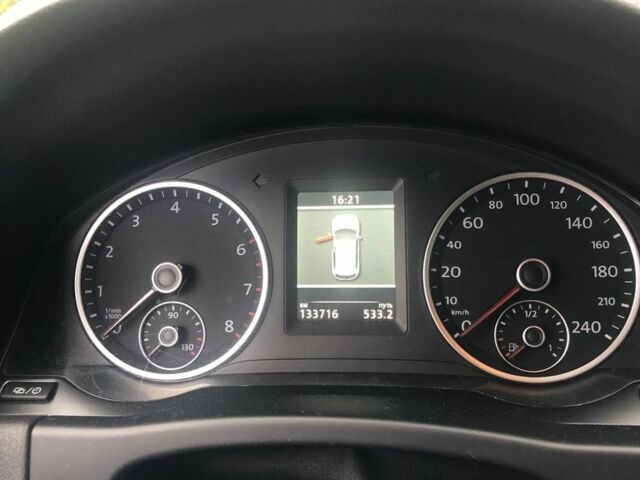 Серый Фольксваген Тигуан, объемом двигателя 2 л и пробегом 134 тыс. км за 11000 $, фото 8 на Automoto.ua