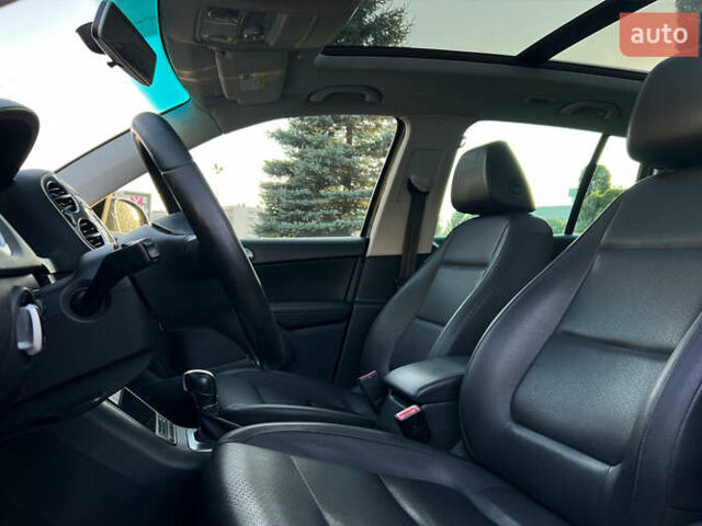 Серый Фольксваген Тигуан, объемом двигателя 2 л и пробегом 195 тыс. км за 10800 $, фото 8 на Automoto.ua