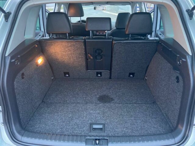 Серый Фольксваген Тигуан, объемом двигателя 2 л и пробегом 176 тыс. км за 10999 $, фото 20 на Automoto.ua