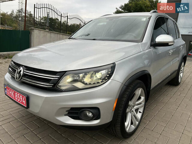Серый Фольксваген Тигуан, объемом двигателя 2 л и пробегом 216 тыс. км за 10999 $, фото 4 на Automoto.ua