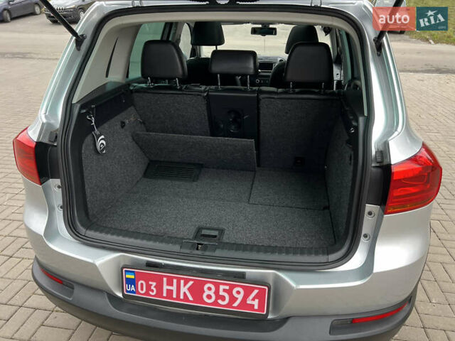 Серый Фольксваген Тигуан, объемом двигателя 2 л и пробегом 216 тыс. км за 10999 $, фото 31 на Automoto.ua