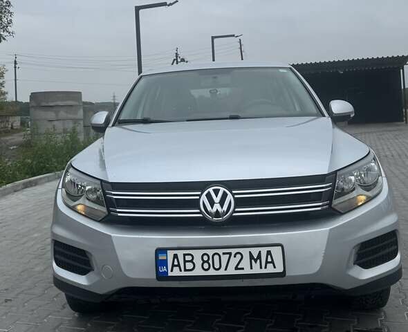 Сірий Фольксваген Тігуан, об'ємом двигуна 1.98 л та пробігом 243 тис. км за 10000 $, фото 3 на Automoto.ua