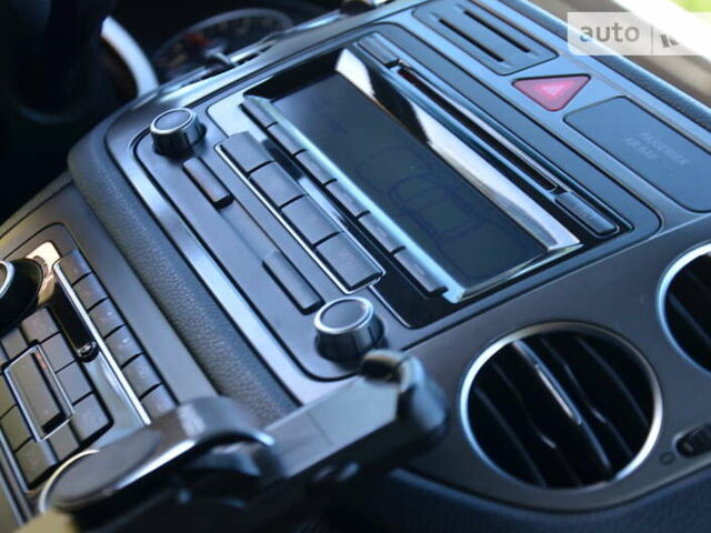 Серый Фольксваген Тигуан, объемом двигателя 2 л и пробегом 214 тыс. км за 13250 $, фото 59 на Automoto.ua