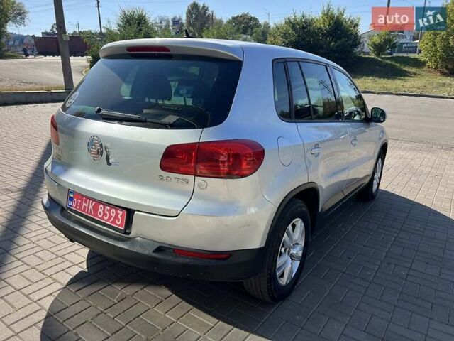 Сірий Фольксваген Тігуан, об'ємом двигуна 2 л та пробігом 160 тис. км за 9999 $, фото 6 на Automoto.ua