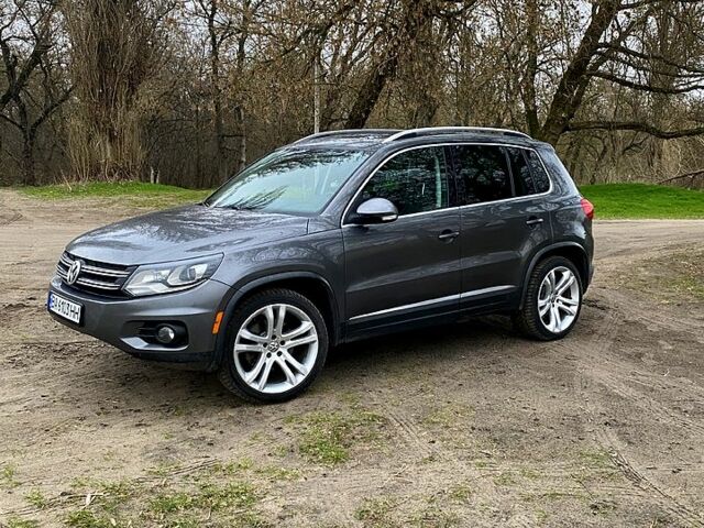 Серый Фольксваген Тигуан, объемом двигателя 2 л и пробегом 300 тыс. км за 11700 $, фото 7 на Automoto.ua