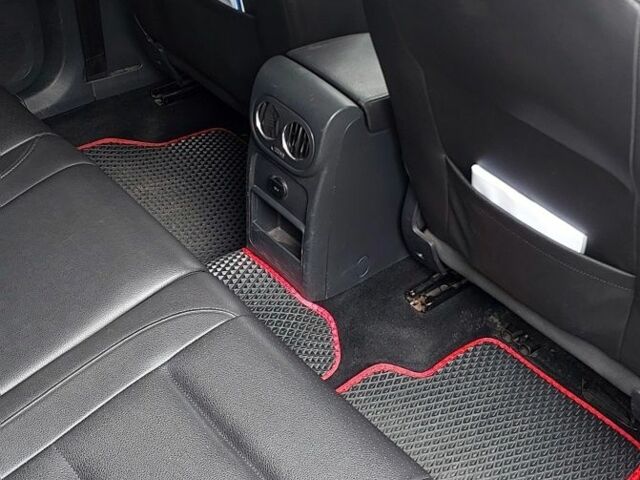 Сірий Фольксваген Тігуан, об'ємом двигуна 2 л та пробігом 205 тис. км за 12200 $, фото 15 на Automoto.ua