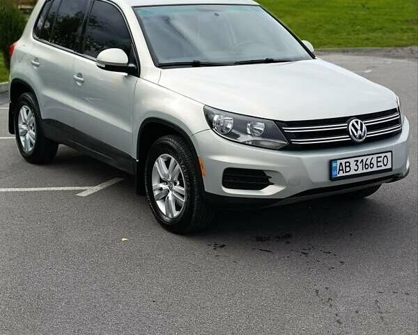 Серый Фольксваген Тигуан, объемом двигателя 1.98 л и пробегом 223 тыс. км за 10500 $, фото 3 на Automoto.ua