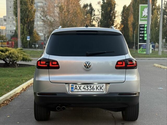 Фольксваген Тігуан 2012 у Кременчуге на Automoto.ua Сірий Фольксваген Тігуан, об'ємом двигуна 2 л та пробігом 250 тис. км за 11777 $, фото 5 на Automoto.ua