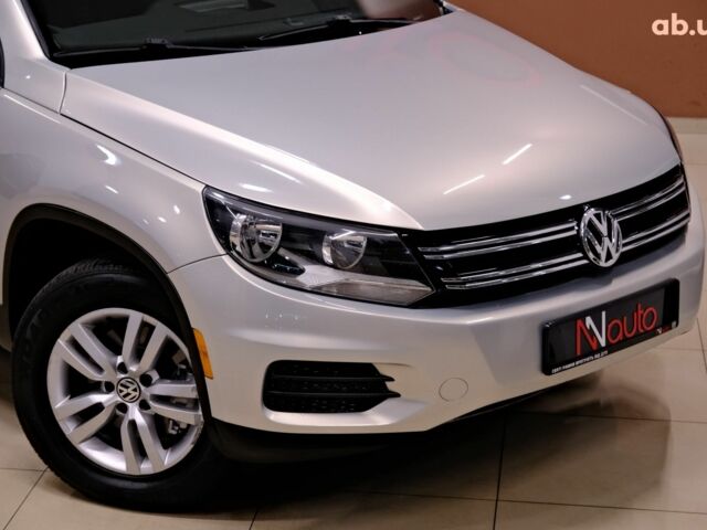 Серый Фольксваген Тигуан, объемом двигателя 2 л и пробегом 170 тыс. км за 9900 $, фото 2 на Automoto.ua