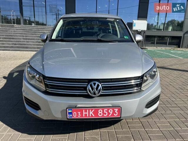 Сірий Фольксваген Тігуан, об'ємом двигуна 2 л та пробігом 160 тис. км за 9999 $, фото 4 на Automoto.ua