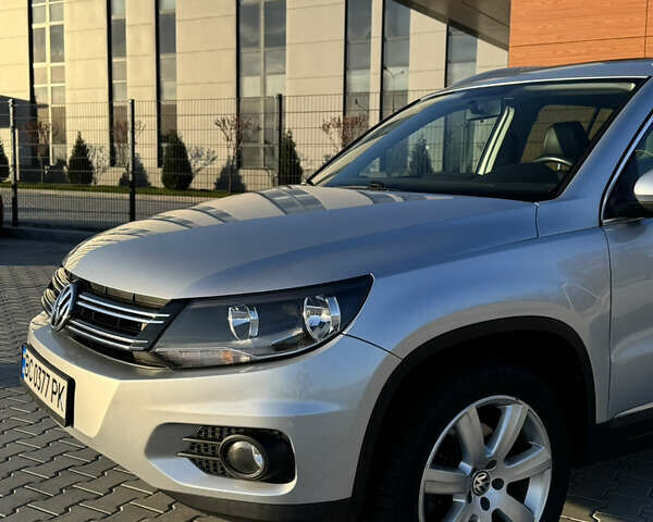 Серый Фольксваген Тигуан, объемом двигателя 2 л и пробегом 125 тыс. км за 14800 $, фото 5 на Automoto.ua