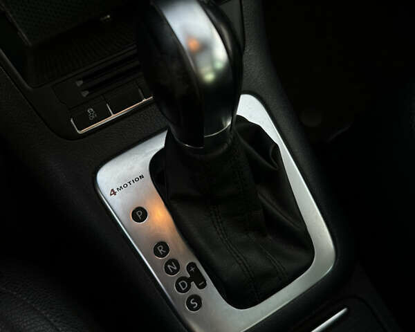 Сірий Фольксваген Тігуан, об'ємом двигуна 1.98 л та пробігом 167 тис. км за 13700 $, фото 9 на Automoto.ua