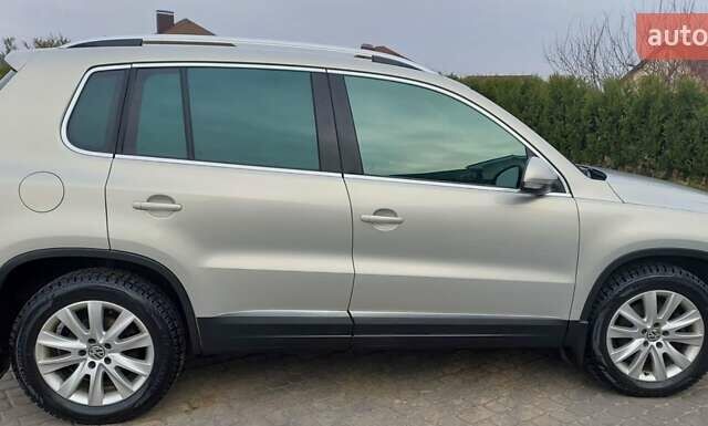 Серый Фольксваген Тигуан, объемом двигателя 1.98 л и пробегом 139 тыс. км за 14400 $, фото 6 на Automoto.ua