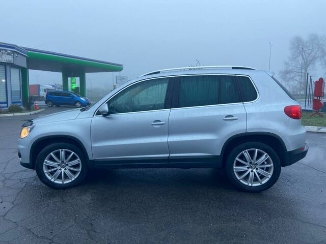 Серый Фольксваген Тигуан, объемом двигателя 2 л и пробегом 176 тыс. км за 10999 $, фото 6 на Automoto.ua