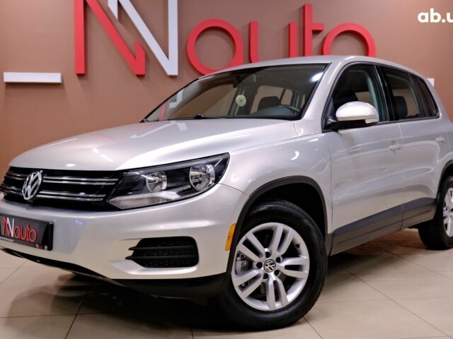 Серый Фольксваген Тигуан, объемом двигателя 2 л и пробегом 170 тыс. км за 9900 $, фото 1 на Automoto.ua