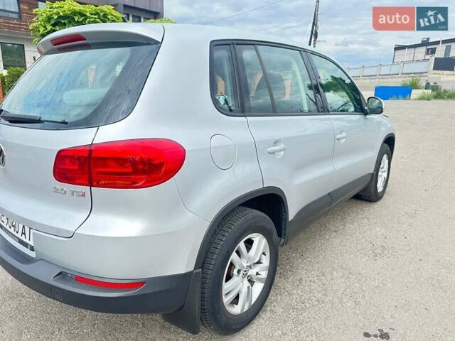 Сірий Фольксваген Тігуан, об'ємом двигуна 1.98 л та пробігом 132 тис. км за 11500 $, фото 5 на Automoto.ua