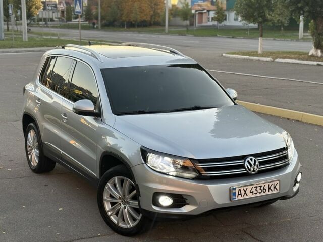 Фольксваген Тігуан 2012 у Кременчуге на Automoto.ua Сірий Фольксваген Тігуан, об'ємом двигуна 2 л та пробігом 250 тис. км за 11777 $, фото 3 на Automoto.ua