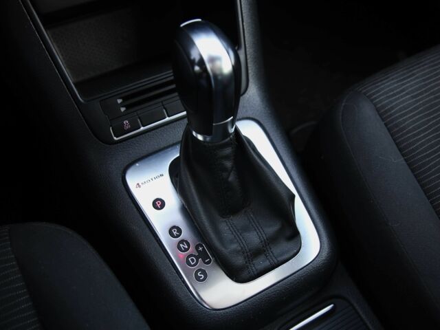 Сірий Фольксваген Тігуан, об'ємом двигуна 2 л та пробігом 129 тис. км за 11600 $, фото 14 на Automoto.ua