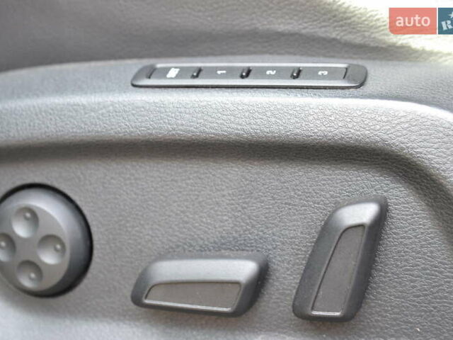 Сірий Фольксваген Тігуан, об'ємом двигуна 1.98 л та пробігом 310 тис. км за 10999 $, фото 28 на Automoto.ua