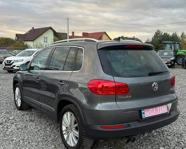 Серый Фольксваген Тигуан, объемом двигателя 1.98 л и пробегом 212 тыс. км за 10499 $, фото 3 на Automoto.ua