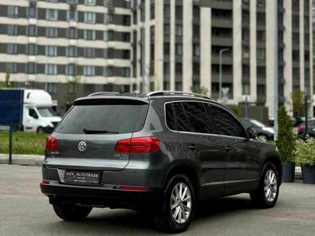 Сірий Фольксваген Тігуан, об'ємом двигуна 2 л та пробігом 186 тис. км за 14500 $, фото 4 на Automoto.ua
