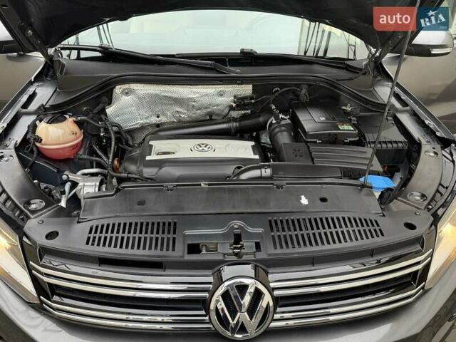 Серый Фольксваген Тигуан, объемом двигателя 1.98 л и пробегом 227 тыс. км за 10950 $, фото 62 на Automoto.ua