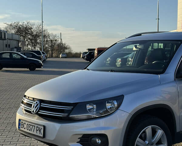 Серый Фольксваген Тигуан, объемом двигателя 2 л и пробегом 125 тыс. км за 14800 $, фото 30 на Automoto.ua