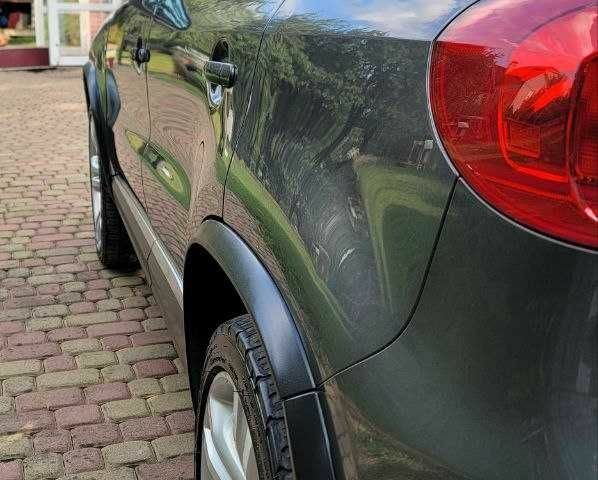 Серый Фольксваген Тигуан, объемом двигателя 2 л и пробегом 170 тыс. км за 12500 $, фото 6 на Automoto.ua