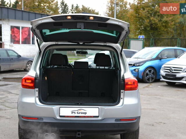 Серый Фольксваген Тигуан, объемом двигателя 1.98 л и пробегом 165 тыс. км за 10500 $, фото 18 на Automoto.ua