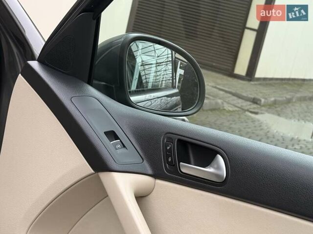 Серый Фольксваген Тигуан, объемом двигателя 1.98 л и пробегом 227 тыс. км за 10950 $, фото 37 на Automoto.ua