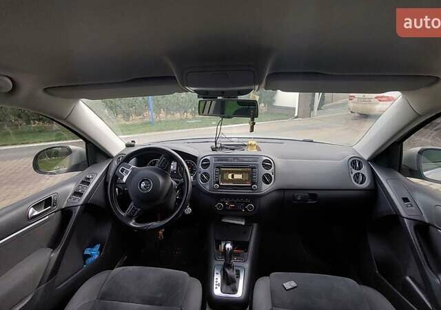 Серый Фольксваген Тигуан, объемом двигателя 1.98 л и пробегом 139 тыс. км за 14400 $, фото 13 на Automoto.ua