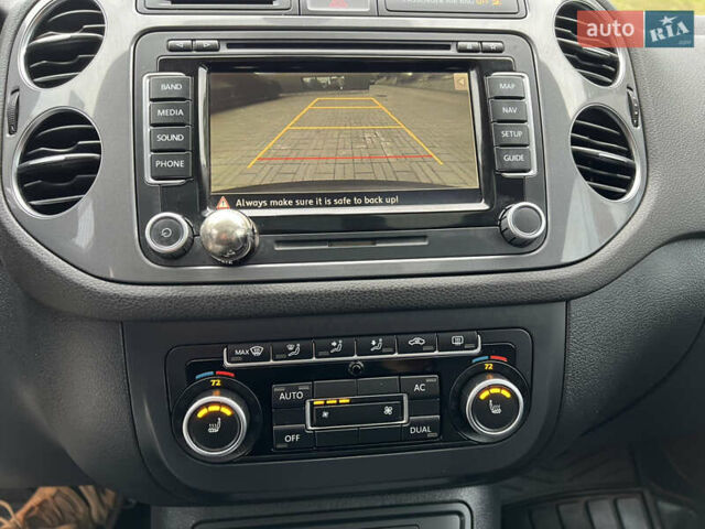 Серый Фольксваген Тигуан, объемом двигателя 2 л и пробегом 216 тыс. км за 10999 $, фото 37 на Automoto.ua