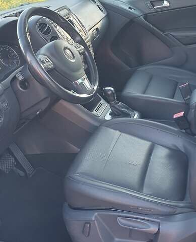 Сірий Фольксваген Тігуан, об'ємом двигуна 1.98 л та пробігом 227 тис. км за 11500 $, фото 10 на Automoto.ua