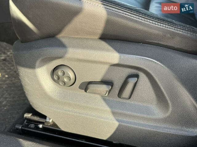 Серый Фольксваген Тигуан, объемом двигателя 2 л и пробегом 205 тыс. км за 15500 $, фото 45 на Automoto.ua