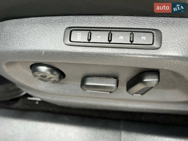 Серый Фольксваген Тигуан, объемом двигателя 2 л и пробегом 216 тыс. км за 10999 $, фото 34 на Automoto.ua