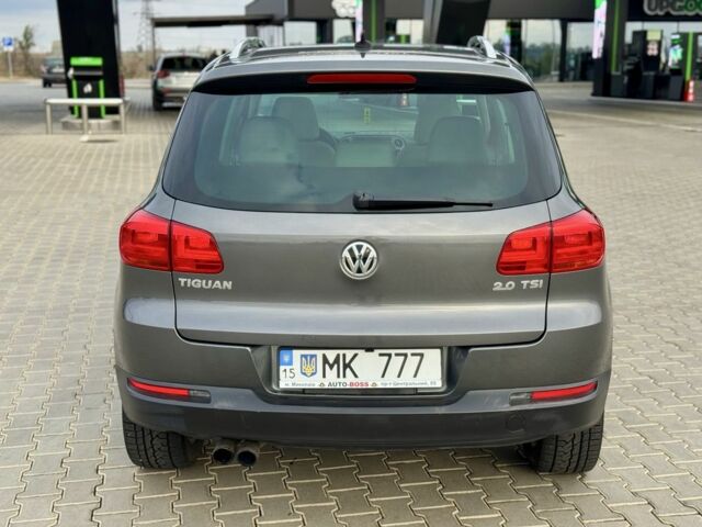 Сірий Фольксваген Тігуан, об'ємом двигуна 2 л та пробігом 184 тис. км за 11500 $, фото 5 на Automoto.ua