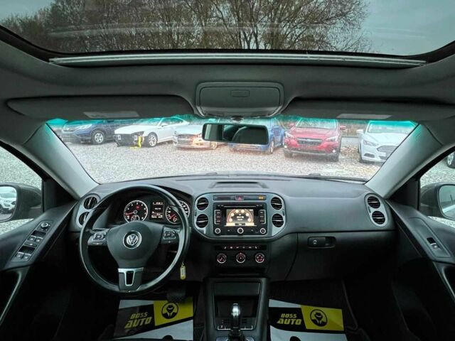 Серый Фольксваген Тигуан, объемом двигателя 2 л и пробегом 195 тыс. км за 10800 $, фото 11 на Automoto.ua