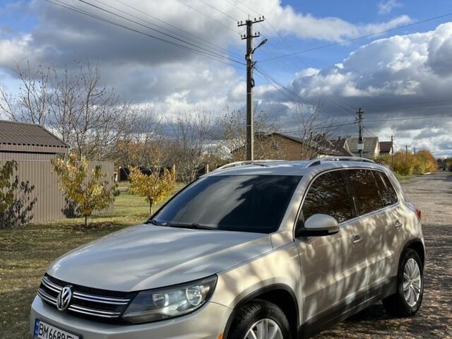 Серый Фольксваген Тигуан, объемом двигателя 2 л и пробегом 220 тыс. км за 10300 $, фото 2 на Automoto.ua