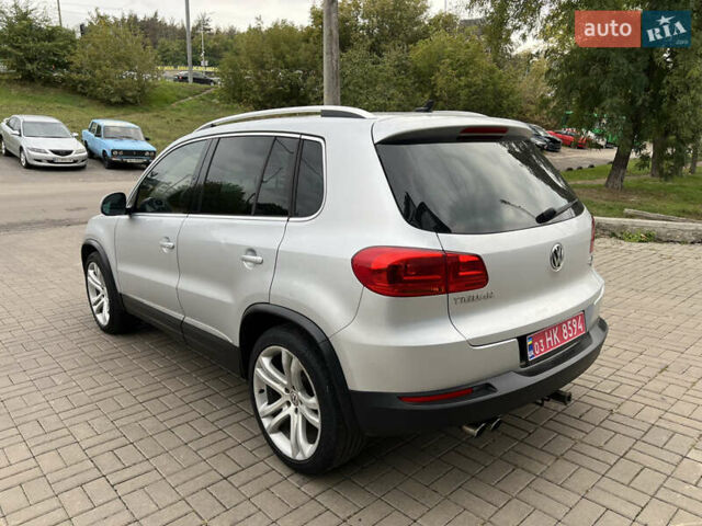 Серый Фольксваген Тигуан, объемом двигателя 2 л и пробегом 216 тыс. км за 10999 $, фото 12 на Automoto.ua