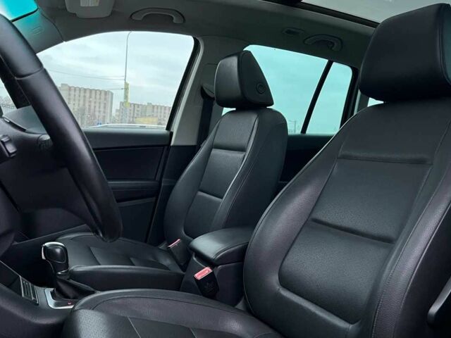 Серый Фольксваген Тигуан, объемом двигателя 2 л и пробегом 195 тыс. км за 10800 $, фото 6 на Automoto.ua