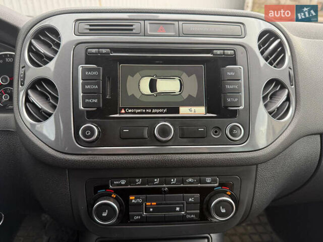 Серый Фольксваген Тигуан, объемом двигателя 1.97 л и пробегом 247 тыс. км за 14500 $, фото 14 на Automoto.ua