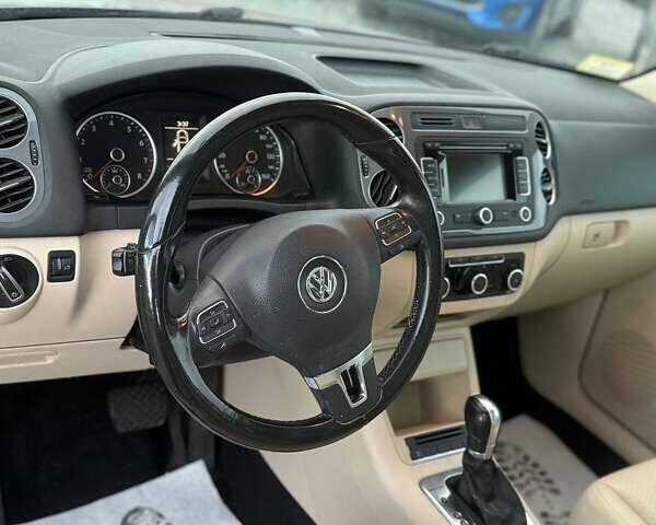 Серый Фольксваген Тигуан, объемом двигателя 1.98 л и пробегом 212 тыс. км за 10499 $, фото 13 на Automoto.ua