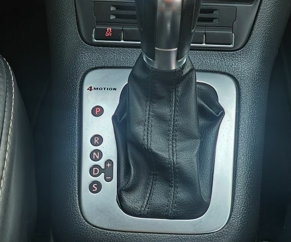 Серый Фольксваген Тигуан, объемом двигателя 2 л и пробегом 193 тыс. км за 10500 $, фото 10 на Automoto.ua