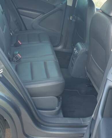 Сірий Фольксваген Тігуан, об'ємом двигуна 1.98 л та пробігом 227 тис. км за 11500 $, фото 24 на Automoto.ua