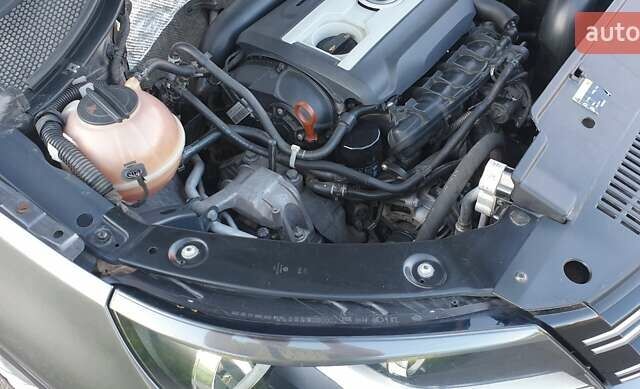 Сірий Фольксваген Тігуан, об'ємом двигуна 1.98 л та пробігом 227 тис. км за 11500 $, фото 32 на Automoto.ua