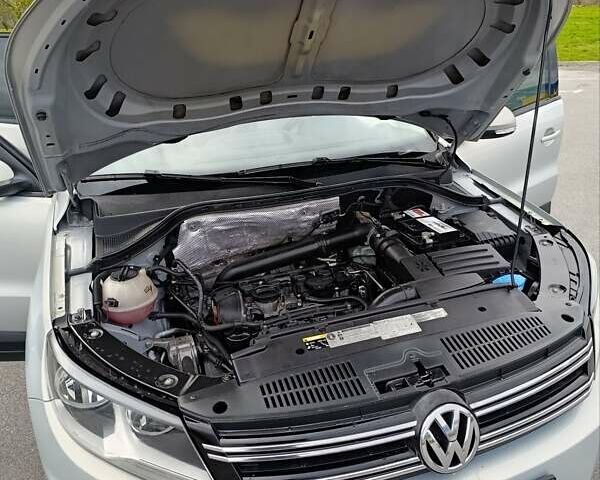 Серый Фольксваген Тигуан, объемом двигателя 1.98 л и пробегом 223 тыс. км за 10500 $, фото 26 на Automoto.ua